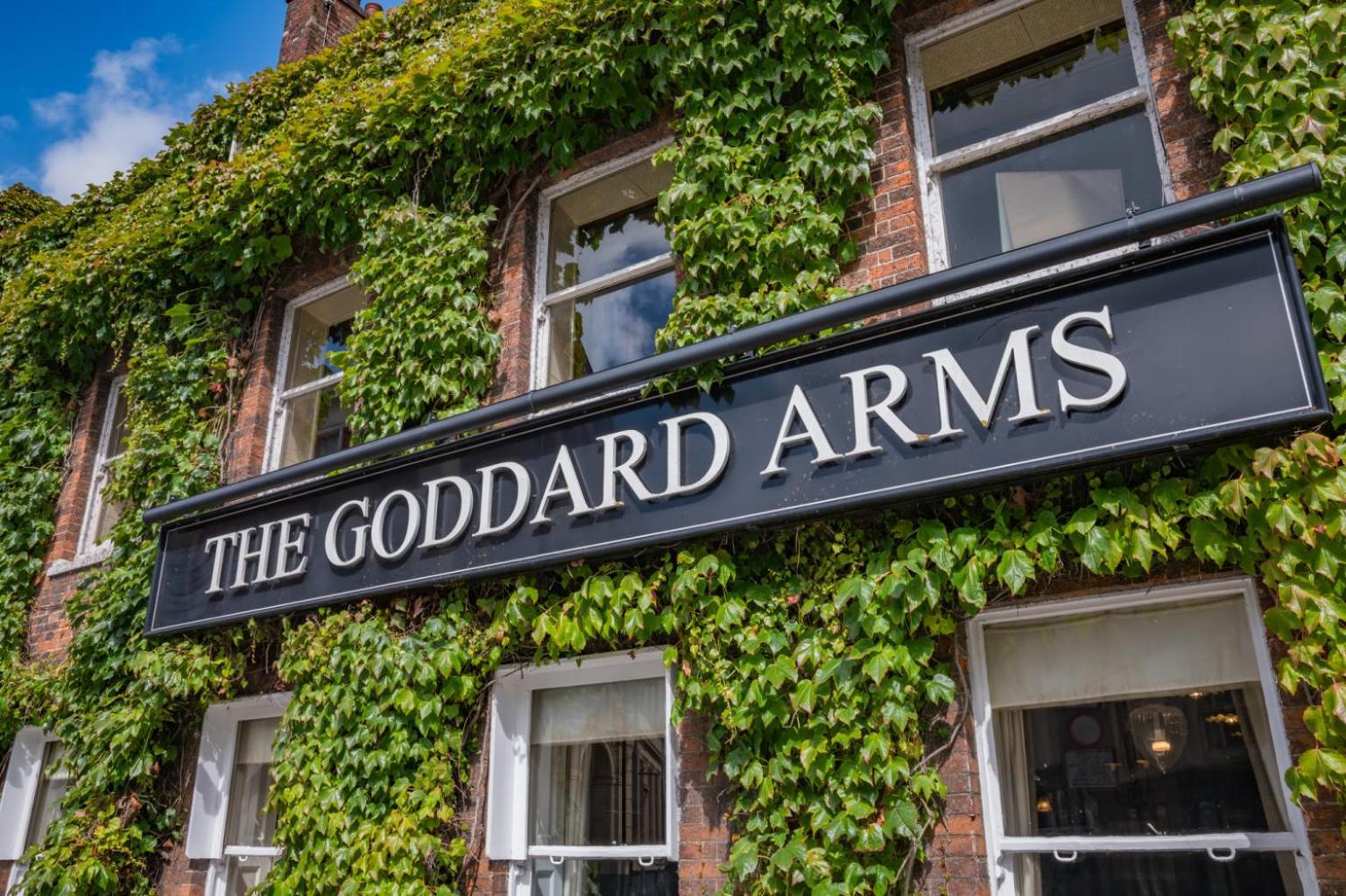 The Goddard Arms Hotell Swindon Exteriör bild