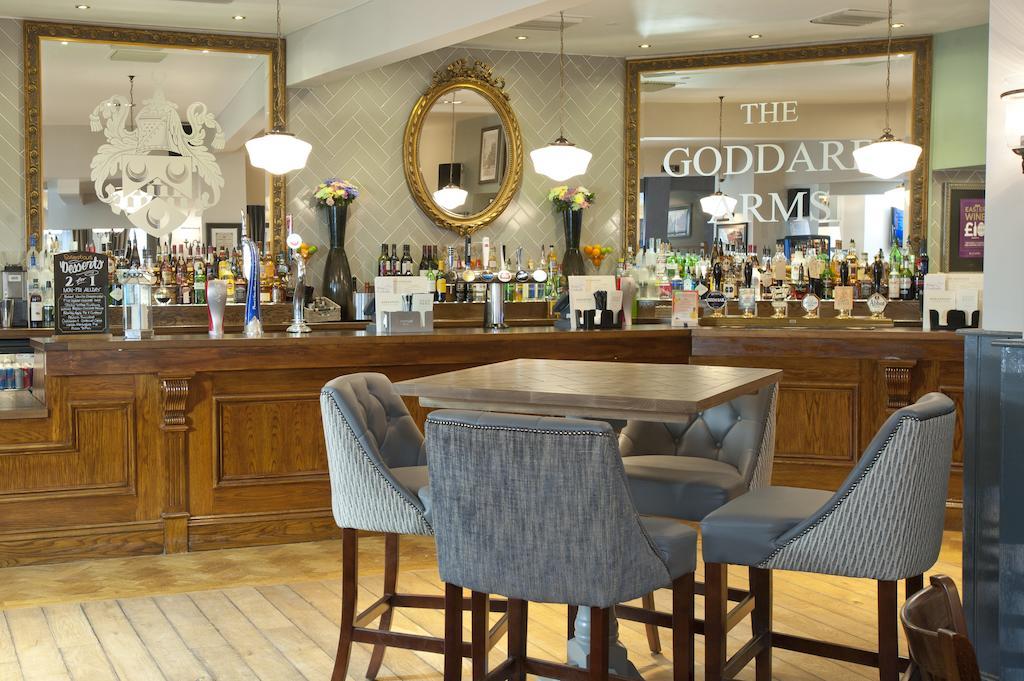 The Goddard Arms Hotell Swindon Exteriör bild