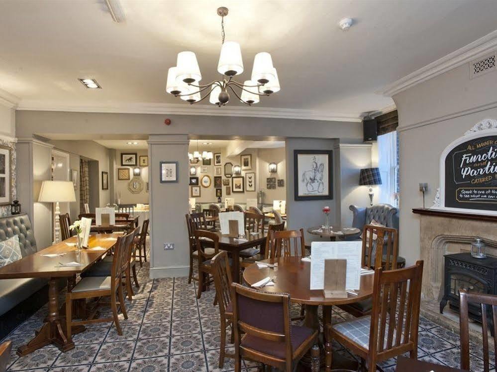 The Goddard Arms Hotell Swindon Exteriör bild